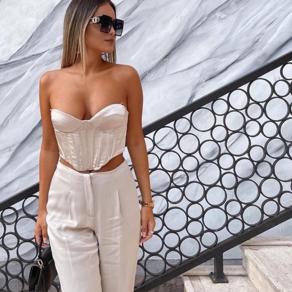 Zara blogger favorite  Pearl Gray Satin Effect Corset Top - Picture 4 of 15